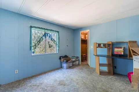 13951 Shangrila Dr, Redding, CA 96003 photo 12