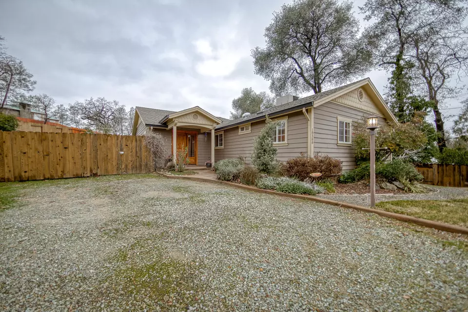  18388 Utility Ave, Anderson, CA 96007 photo 2