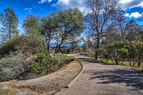 15115 Middletown Park Dr, Redding, CA 96001 photo 8