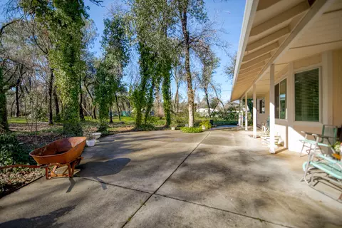 8442 Ranchette Dr, Redding, CA 96001 photo 8