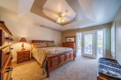 6657 Riata Dr, Redding, CA 96002 photo 7