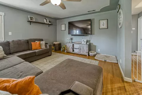 2211 Jonquil Way, Redding, CA 96002 photo 6