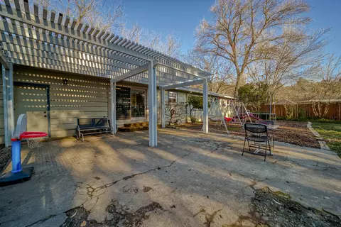 709 Delta St, Redding, CA 96003 photo 35