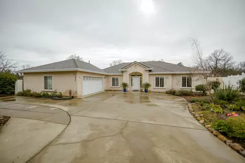 19396 Kinene Ct, Redding, CA 96003 photo 2