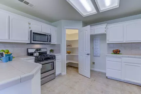 2686 Rhinestone Way, Redding, CA 96001 photo 10