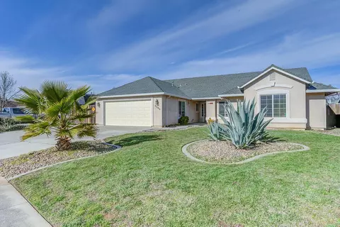 2686 Rhinestone Way, Redding, CA 96001 photo 1