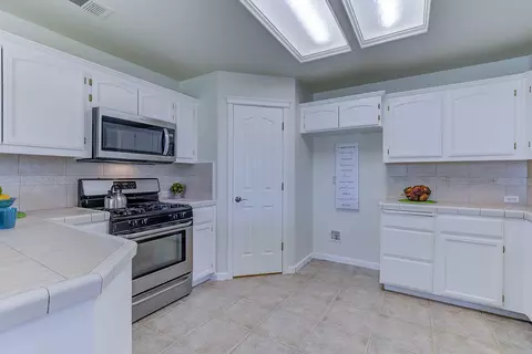 2686 Rhinestone Way, Redding, CA 96001 photo 11