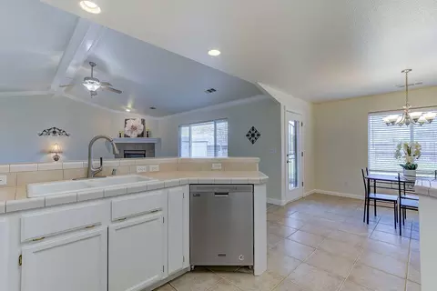 2686 Rhinestone Way, Redding, CA 96001 photo 13