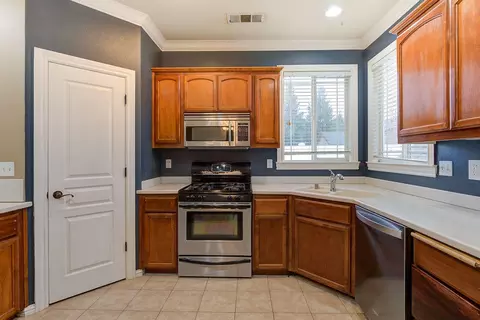 2323 Suzette Ave, Redding, CA 96002 photo 13