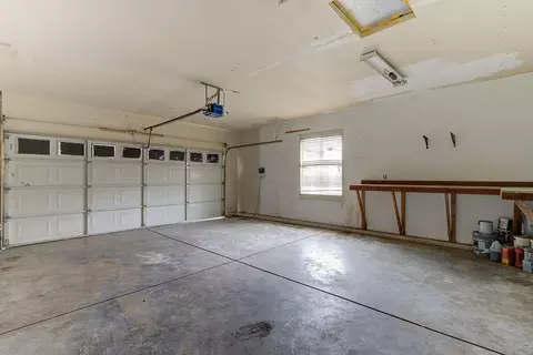 2323 Suzette Ave, Redding, CA 96002 photo 39