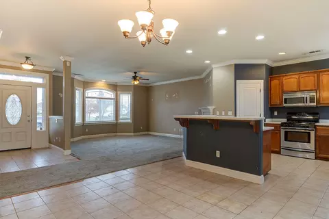 2323 Suzette Ave, Redding, CA 96002 photo 8