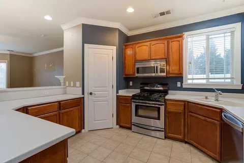 2323 Suzette Ave, Redding, CA 96002 photo 10