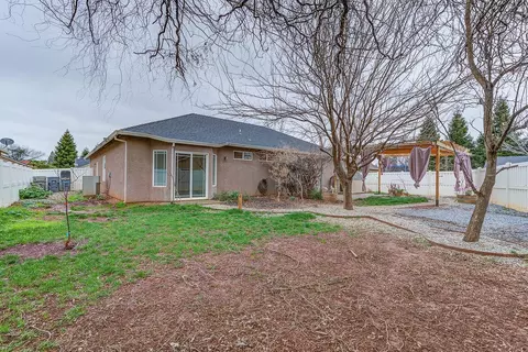 2323 Suzette Ave, Redding, CA 96002 photo 30