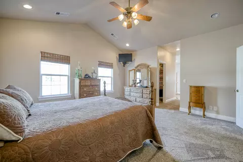 11733 Helena Dr, Redding, CA 96003 photo 29