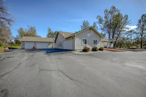 11733 Helena Dr, Redding, CA 96003 photo 6