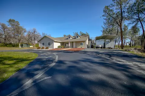 11733 Helena Dr, Redding, CA 96003 photo 3