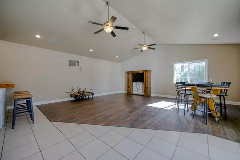 11733 Helena Dr, Redding, CA 96003 photo 13