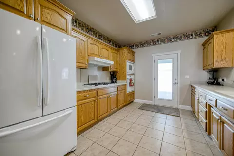 11733 Helena Dr, Redding, CA 96003 photo 23