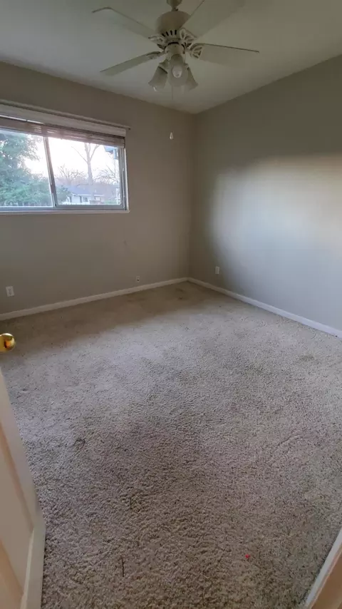 6475 Kimberly Dr, Redding, CA 96001 photo 5