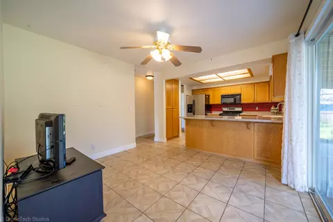 2390 North Dr, Redding, CA 96001 photo 21