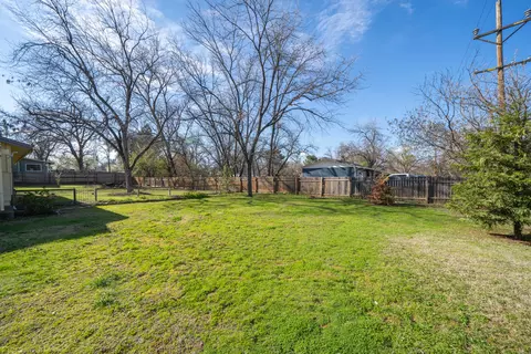 2390 North Dr, Redding, CA 96001 photo 47