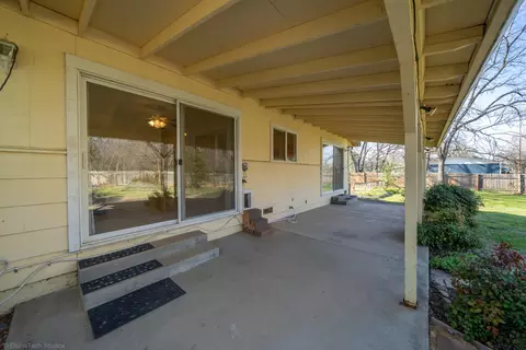 2390 North Dr, Redding, CA 96001 photo 37