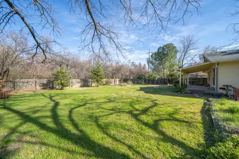 2390 North Dr, Redding, CA 96001 photo 51