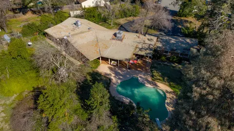4398 Alta Campo Dr, Redding, CA 96002 photo 7