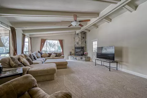 4398 Alta Campo Dr, Redding, CA 96002 photo 15