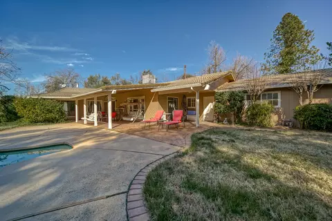 4398 Alta Campo Dr, Redding, CA 96002 photo 55