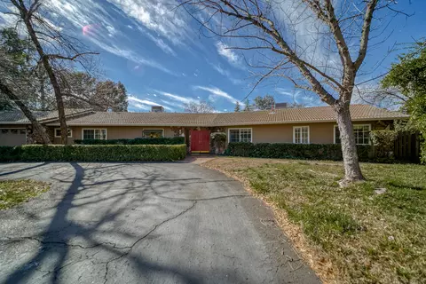 4398 Alta Campo Dr, Redding, CA 96002 photo 5