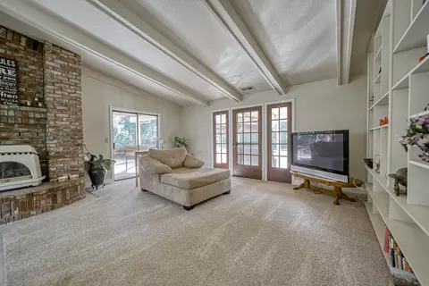 4398 Alta Campo Dr, Redding, CA 96002 photo 25