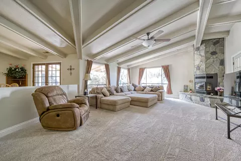 4398 Alta Campo Dr, Redding, CA 96002 photo 11