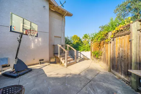 1923 Sonoma St, Redding, CA 96001 photo 20
