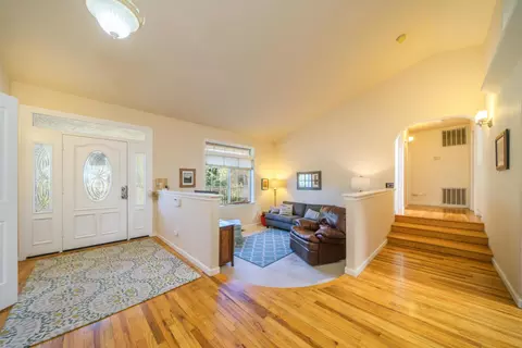 1923 Sonoma St, Redding, CA 96001 photo 2