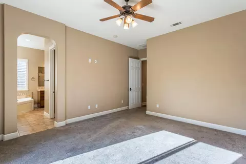 4375 Chinook Dr, Redding, CA 96002 photo 17