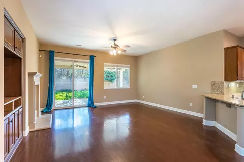 4375 Chinook Dr, Redding, CA 96002 photo 8