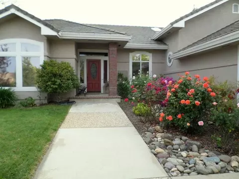 1264 River Ridge Dr, Redding, CA 96003 photo 2