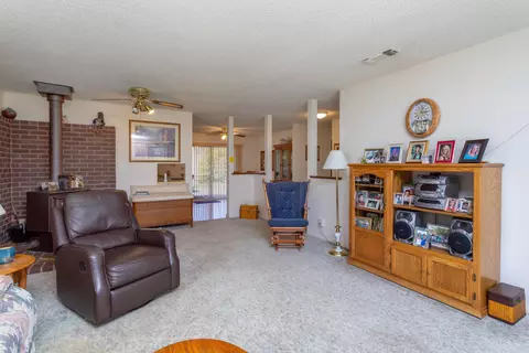 21815 Parkway Dr, Red Bluff, CA 96080 photo 8