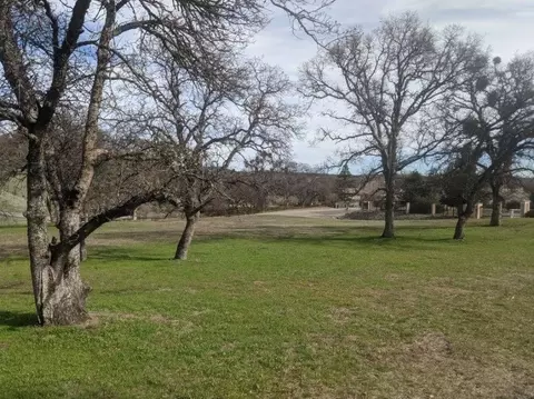 22580 Rio Robles Dr, Red Bluff, CA 96080 photo 6