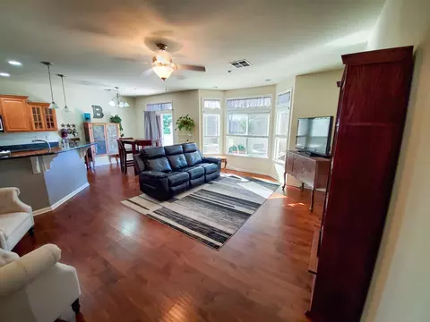3184 Niklaus, Redding, CA 96002 photo 3