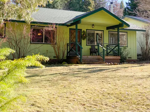 216 Airport Rd, Trinity Center, CA 96091 photo 1