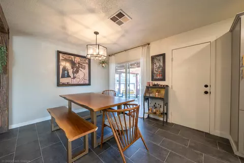 1082 De Moll, Redding, CA 96002 photo 12