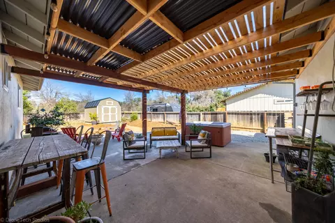 1082 De Moll, Redding, CA 96002 photo 27