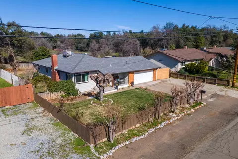 1082 De Moll, Redding, CA 96002 photo 39