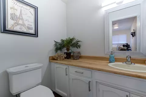 716 Collyer Dr, Redding, CA 96003 photo 44