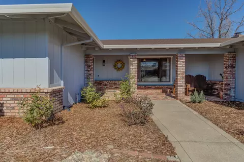 716 Collyer Dr, Redding, CA 96003 photo 7