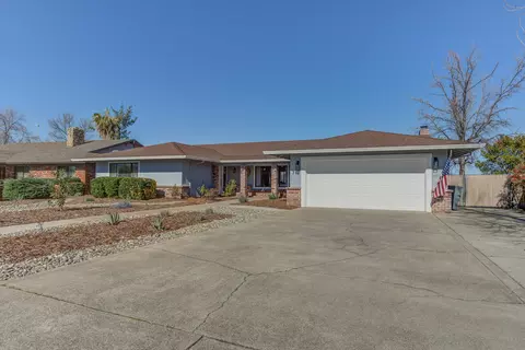 716 Collyer Dr, Redding, CA 96003 photo 6
