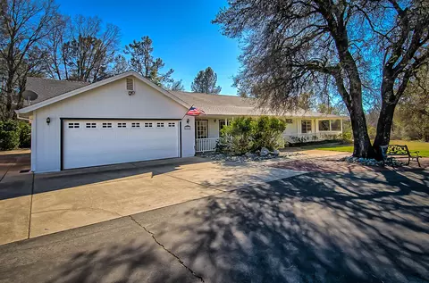 12465 Maria Dr, Redding, CA 96003 photo 9