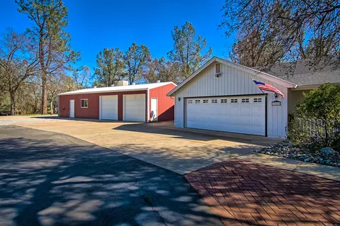 12465 Maria Dr, Redding, CA 96003 photo 8